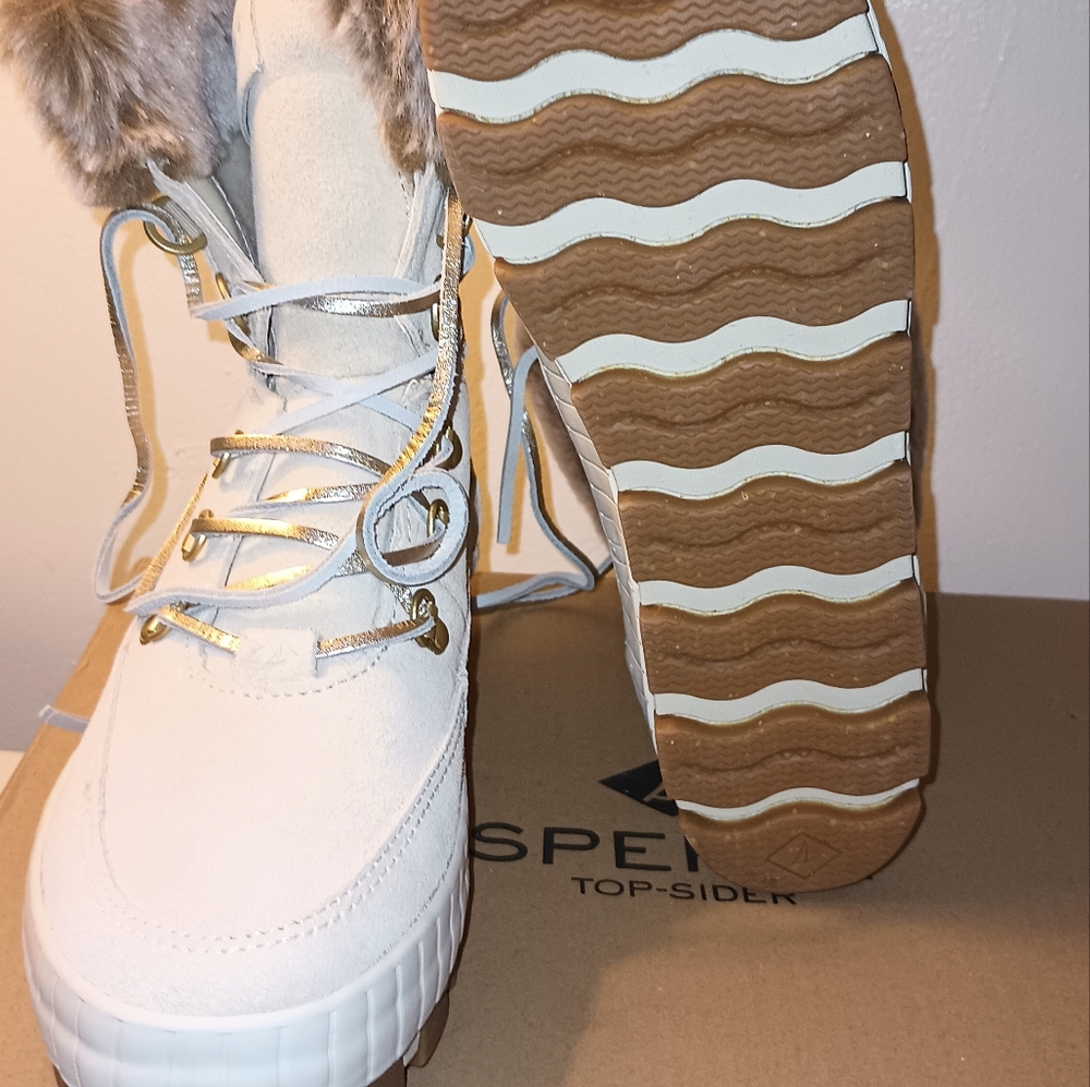 Women's boots